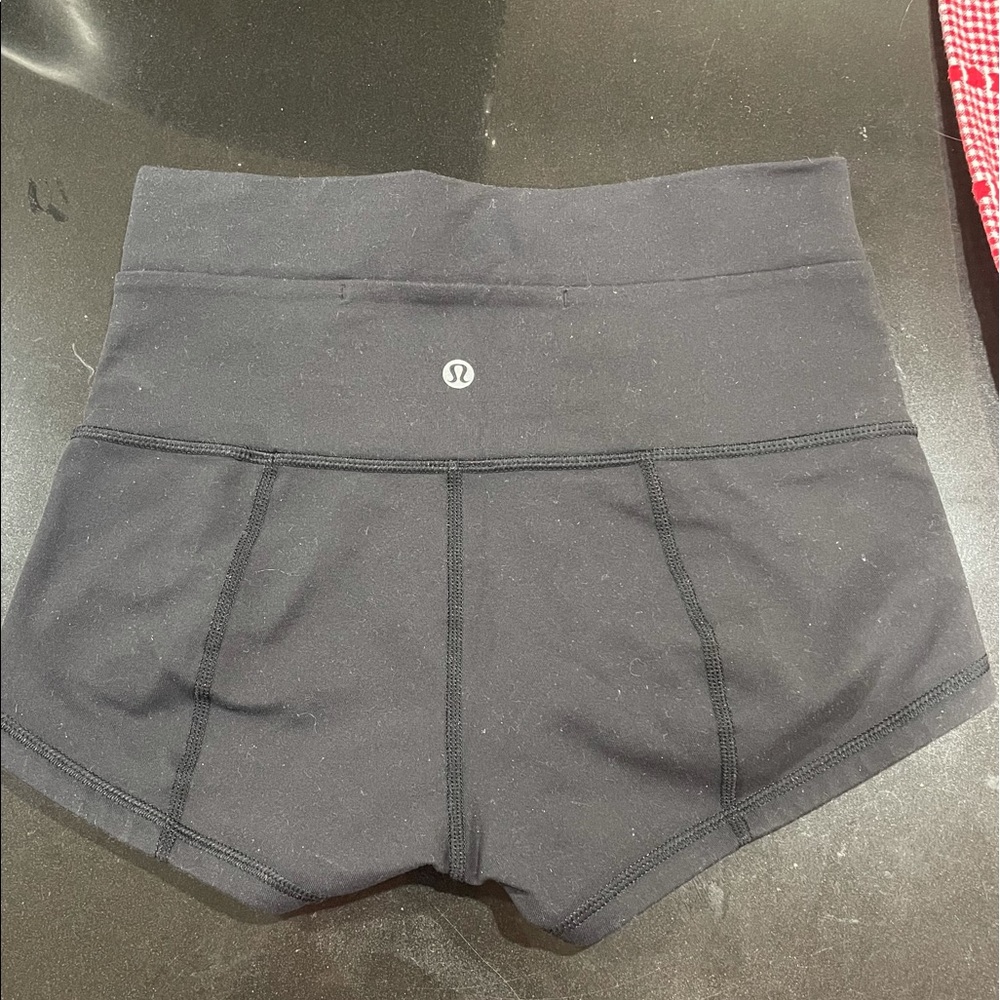 Lululemon Shorts 2.5” highrise